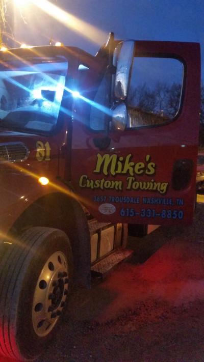 Mike's Custom Towing, Nashville, Tennessee