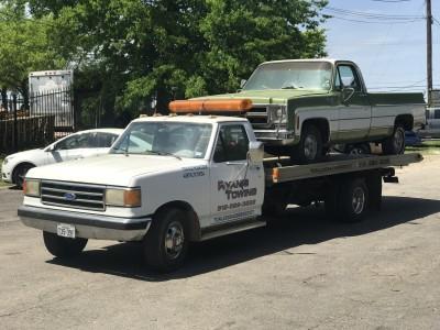 Ryan's Towing