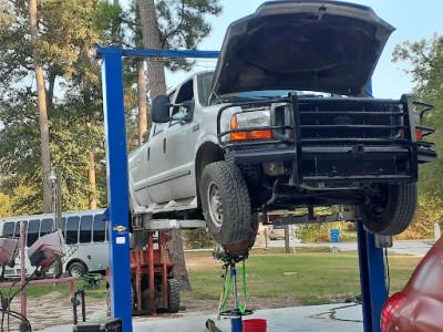 Mando's Autos Recycling, Conroe, Texas
