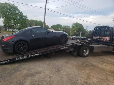 Preston's Towing