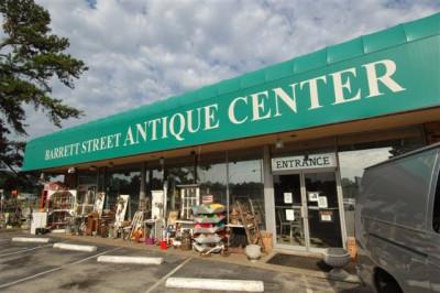 Barrett Street Antique mall and Auction center, Virginia Beach, Virginia