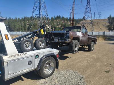 Juniors Off Road Recovery and Towing Automotive Repair, Spokane, Washington