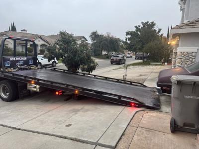 Q's towing, Sacramento, California