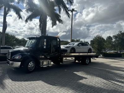 Danyer Towing & Transportation Recovery, Opa Locka, Florida