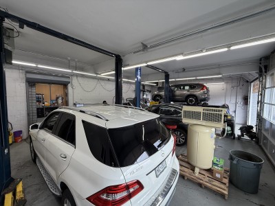 Andy's Woodfield Auto Service & Sales