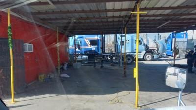 Orozco's Auto-Truck & Trailer, Laredo, Texas