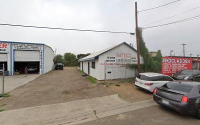 Roy's Auto Center, Laredo, Texas