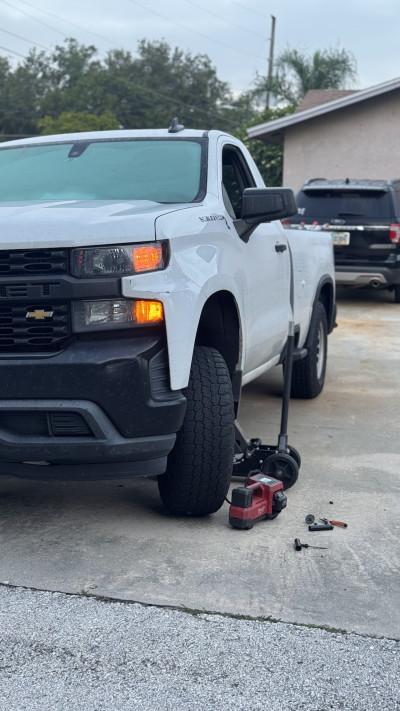L.i Roadside Care & Towing, St Cloud, Florida