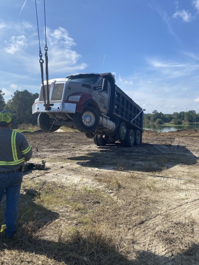 Upright Towing and Recovery, LLC