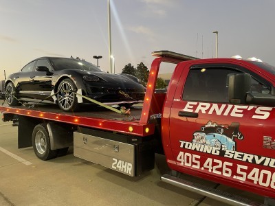 Ernie's Towing Service LLC