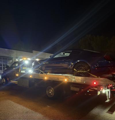 Tag Towing & Collision, Pittsburgh, Pennsylvania