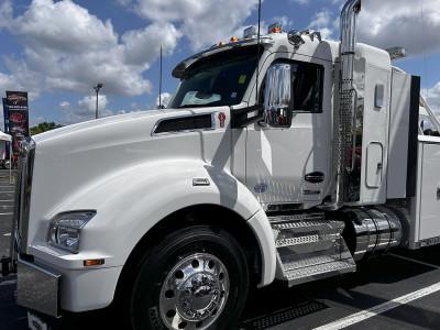 Big League Towing Company, Tampa, Florida