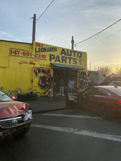 Leonardo Auto Parts, Bronx, New York