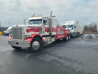 Lattuca's Towing And Repair