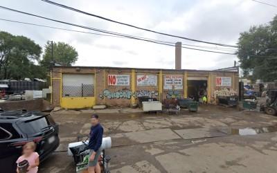 Family Recycling, Chicago, Illinois