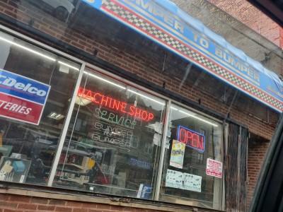 Laredo Auto Parts - Archer, Chicago, Illinois