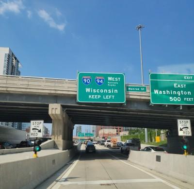 Mobile Battery Man Roadside Assistance, Chicago, Illinois