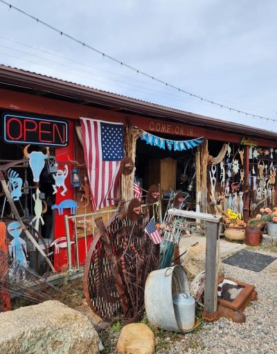 Parradise Ranch AKA Sue & Jerry's Trading Post