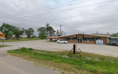 Bumper to Bumper Auto Parts& Hardware County Supply Inc