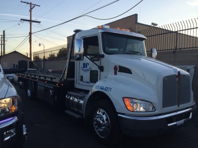 DJ's Towing LLC