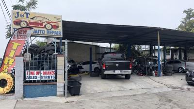 Colima Tire Shop LLC, Bloomington, California