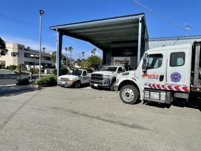 Chuck's Towing