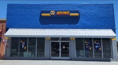 NAPA Auto Parts, Gilroy, California