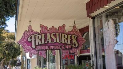 Treasures Antique Mall, Morro Bay, California