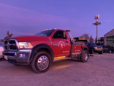 Neighborhood Enterprise Towing & Storage