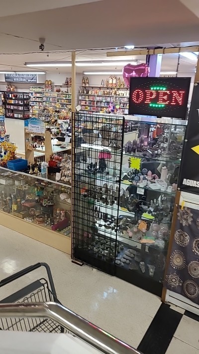 Price Breakers Indoor Bazaar