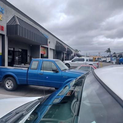 El Argentino Sanchez Auto Repair, Chula Vista, California