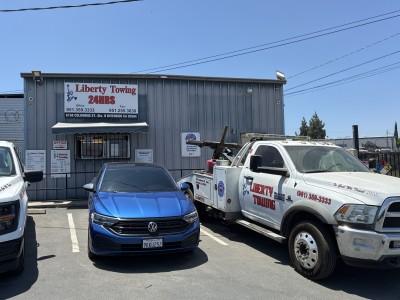 Liberty Towing, Riverside Grove, California
