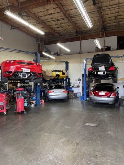 INDEPENDENT AUTO CARE CENTER