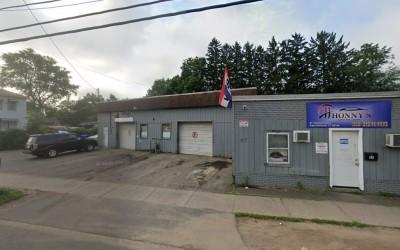 Jhonny's Auto Solutions, East Hartford, Connecticut