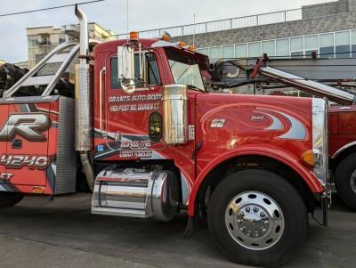 Grant's Auto Body & Towing