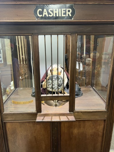 Collinsville Antiques Co