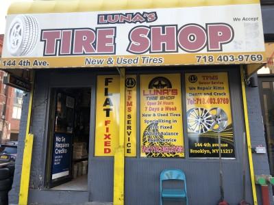 Luna's Tire Shop 2, Brooklyn, New York