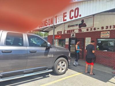 Johnson Tire & Salvage Inc, Tampa, Florida