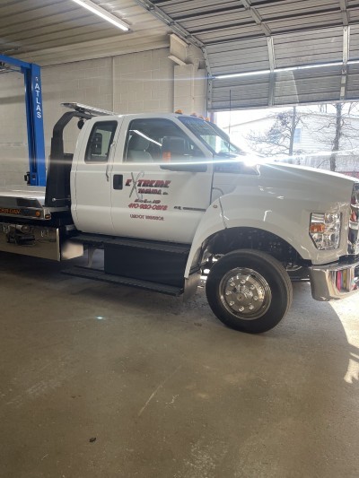 Extreme Towing LLC