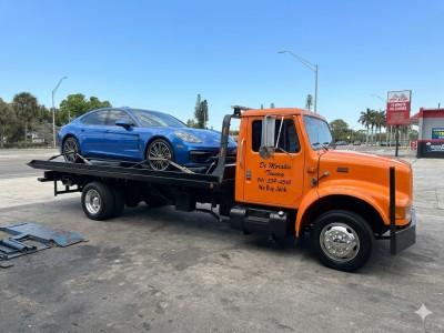 Demorales Towing llc, Lake Sarasota, Florida