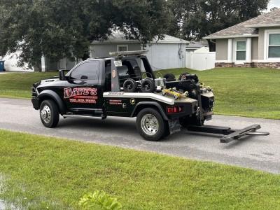 Dave's Towing LLC, Palm Bay, Florida