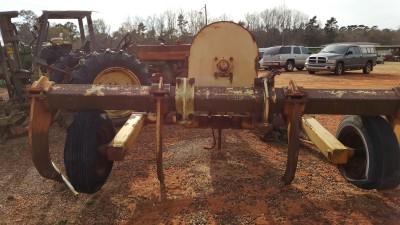 T & H Sales & Salvage, Pavo, Georgia