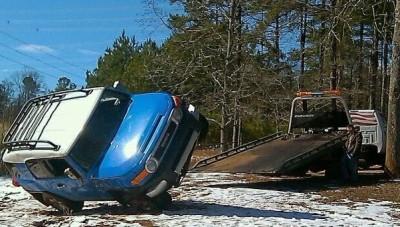 Lee's Towing Service