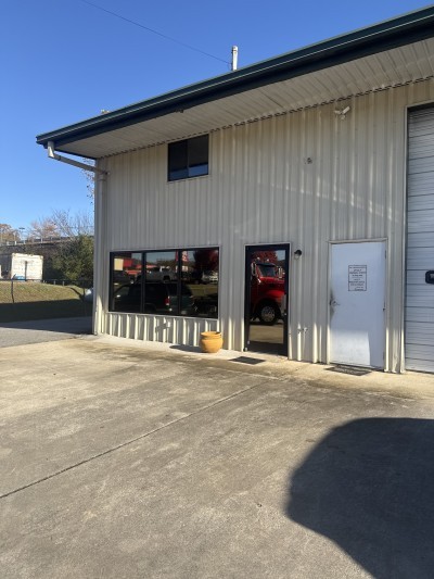 Tanner's 24 Hour Towing & Recovery