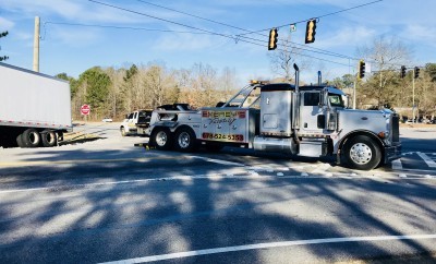 Embrey's Towing