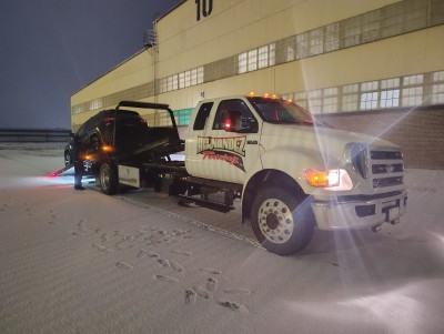 Hernandez Towing & Auto Repair