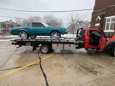 Cantrell's Towing (Formerly Berg's Towing)