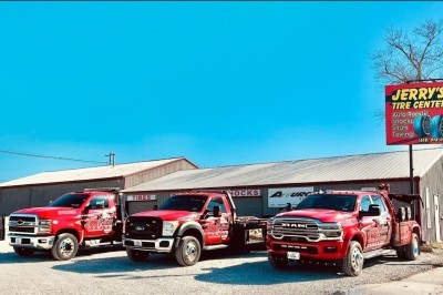 Jerry and sons Towing/Auto repair and Tire