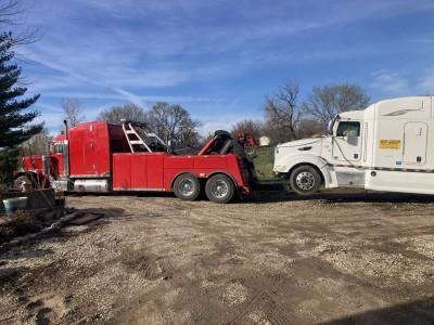 Alpha Wrecker Services, Foley, Missouri