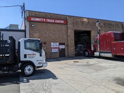 Schmitt's Truck Repair Inc, Elk Grove Village, Illinois